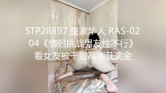 【超推荐❤️会尊享】极品淫荡女友【芽芽】啪啪口交性爱私拍流出 穿着萝莉服双马尾小美女和哥哥做爱 高