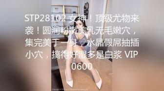 【新片速遞】 商场女厕前后双景偷拍❤️白衣美女肥美的大鲍鱼