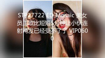 浴室固摄很有韵味的美少妇洗完香香擦乳液