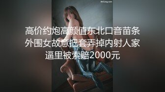 冒充假经纪人忽悠漂亮小美女各种姿势露出漂亮的裸体 (8)