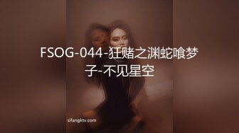 【新片速遞】  漂亮熟女人妻3P 三洞全开 深喉吃鸡 被两个黑祖宗超大鸡吧前后 同时骚逼 菊花双操 最后口爆吃精 