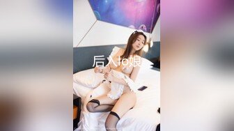 服装商城女厕偷拍多位年轻嫩妹的小黑鲍 (4)