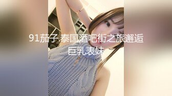 精选商城抄底漂亮美眉 小嘴吃不停 美腿动不停 透明蕾丝白内内很性感 逼毛浓密