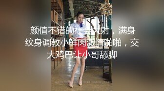 两个狗男女在厕所就操起来了衣服也不脱