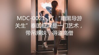 SWAG 哥哥不在家只好自己用道具玩小穴 Sexyzoe