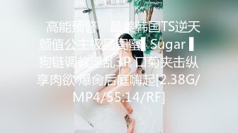  妖艳美少妇，换上情趣网袜美腿，狼友们眼睛都简直了