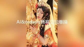 漂亮大奶人妻 身材丰腴逼毛浓密 骚逼插跳蛋淫水超多 被三哥们轮流输出 上下嘴同吃 玩的很开心