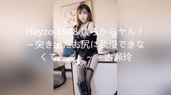 ★☆稀缺资源☆★商场女厕坑神隔板缝多角度逼脸同框偸拍多位美女方便，柜台主管气质少妇居然还是无毛大逼 (2)