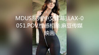 约妹子们去唱歌,事先在卫生间暗藏摄像头,等待妹子去上厕所