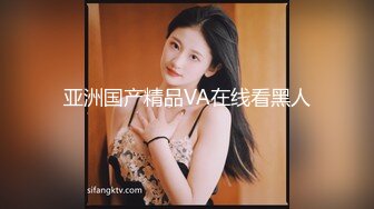 风骚小少妇露脸勾搭小哥激情啪啪，口交大鸡巴让小哥无套