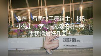 国内厕拍大神潜入某景区隔板公厕近距离偷拍女游客尿尿几个不错的学生制服嫩逼