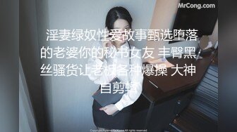 小美女爱诱惑超清纯萝莉萌妹全裸秀，揉捏小奶子无毛逼逼，近距离掰穴洞洞很小，跪在沙发上翘起屁股扭动