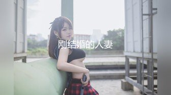 新人女神青慕从山下海 高颜值配美乳 魅劲十足8月第一位入眼女主播 大奶子加白丝简直绝配2